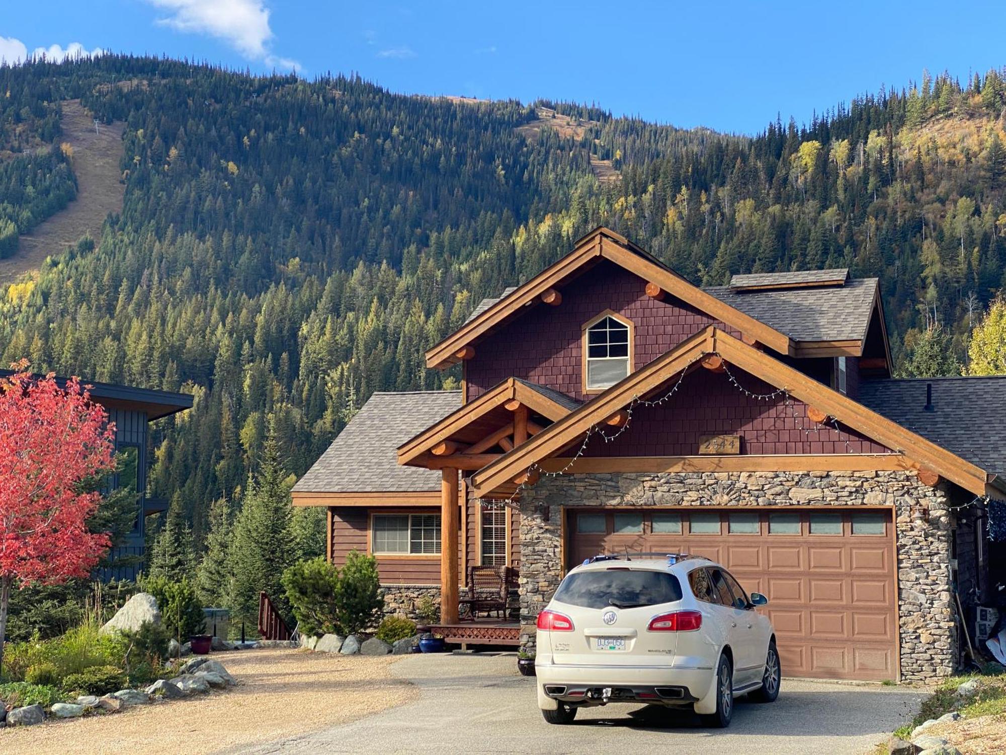 Morrisey Chalet At Sun Peaks Exterior foto